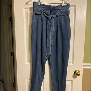 White House Black Market, Belted jeans, Size 8